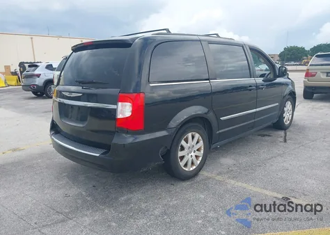 2015 Chrysler Town & Country Touring from USA, damaged, VIN 2C4RC1BG9FR715405